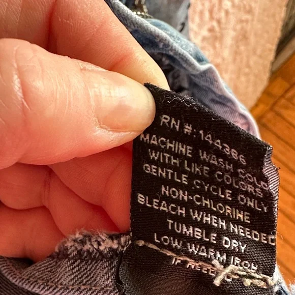 Trendy Light Blue Distressed Denim Jacket - Picture 10 of 11